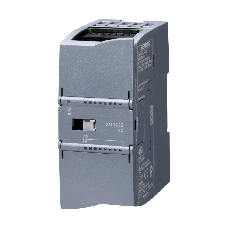 6ES7232-4HB32-0XB0 SIMATIC S7-1200, Moduł wyjść analogowych, SM1232, 2 AO, +/-10 V, 14-bit rozdzielczości, lub 0-20 mA/4-20 mA, 13-bit rozdzielczości